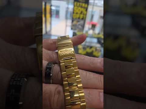 Invicta Pro Diver Automatic Men's Watch - 40mm. Gold (8930)